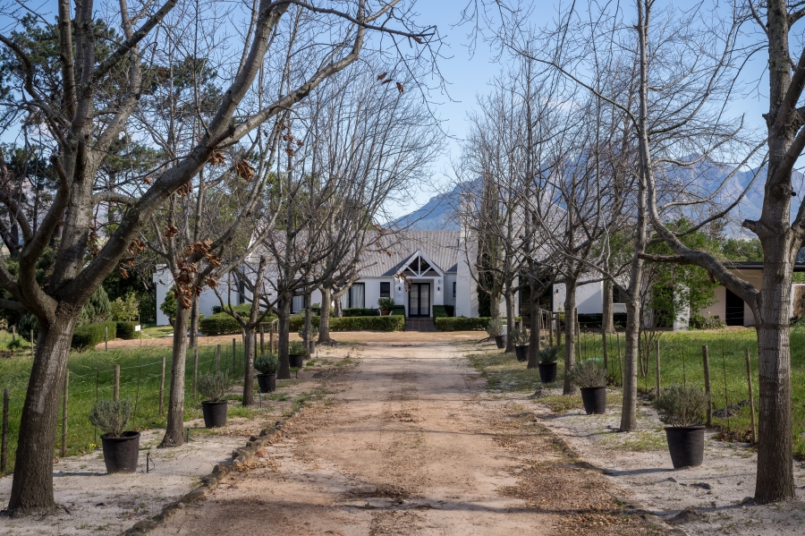 7 Bedroom Property for Sale in Franschhoek Rural Western Cape